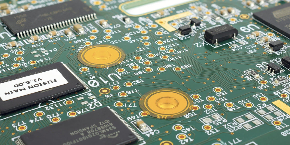 Labels That Survive the Soldering Process: Choosing PCB Labels for High-Temperature Manufacturing