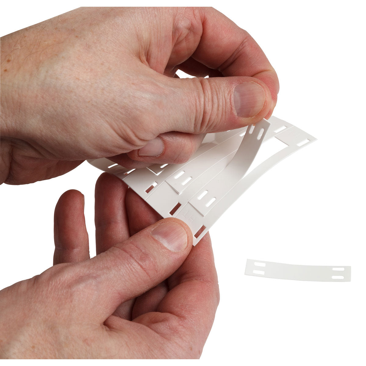 Brady HSCMST-410-2-WT Standard Temperature Aerospace Tags 150559