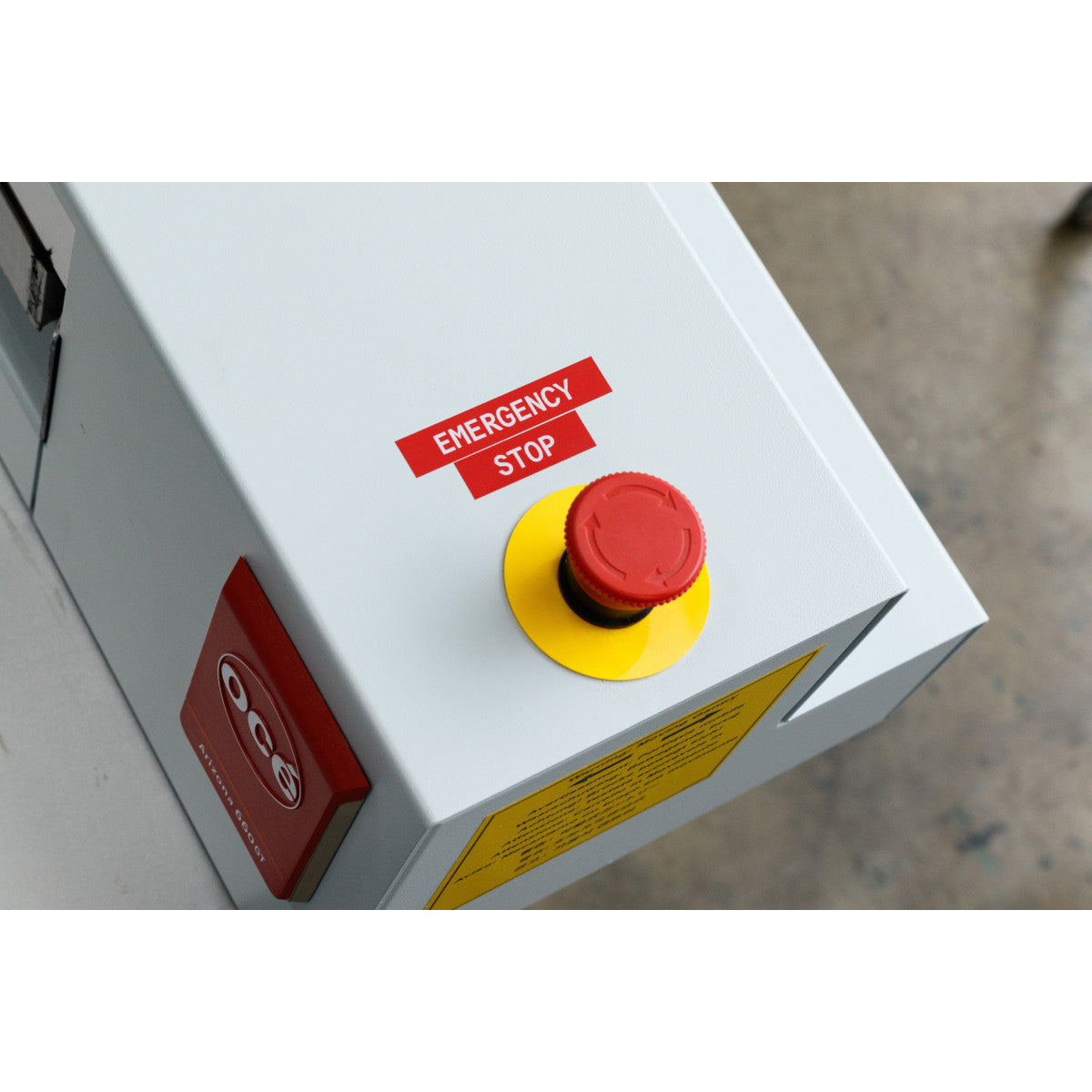 Brady M6C-1000-595-RD All-Weather Vinyl Labels for M610, M611 and BMP61 174125