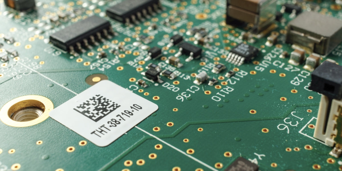 Polyester vs Polyimide Labels for Electronics Manufacturing