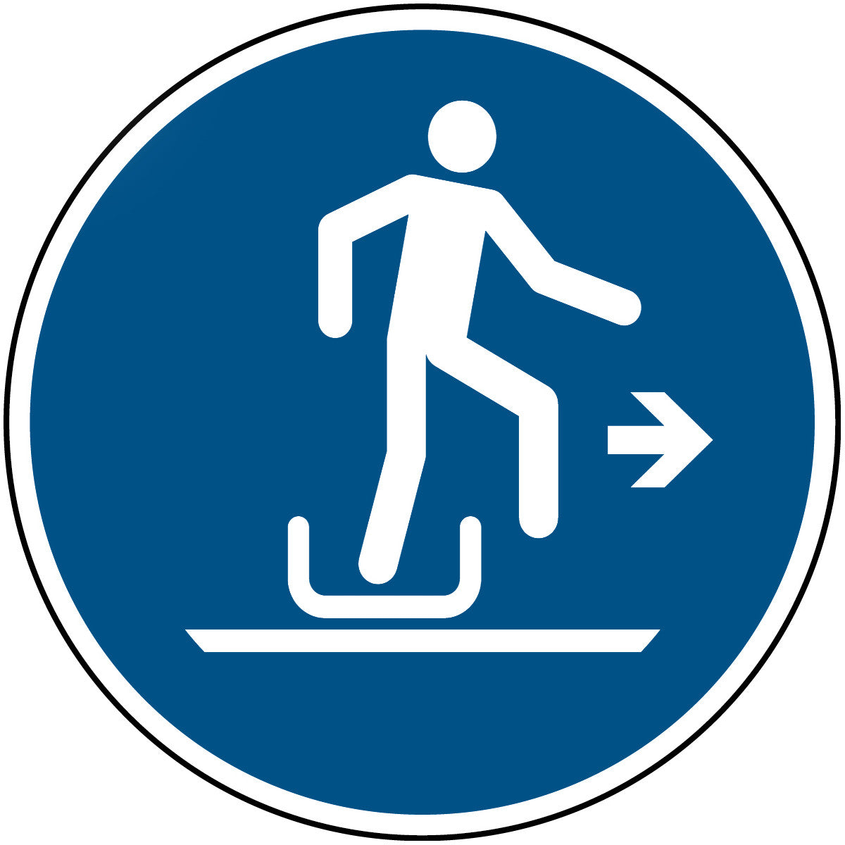 Brady M/M051/Nt/Pe-Dia150-1 ISO Safety Sign - Alighting from toboggan to the right 197904
