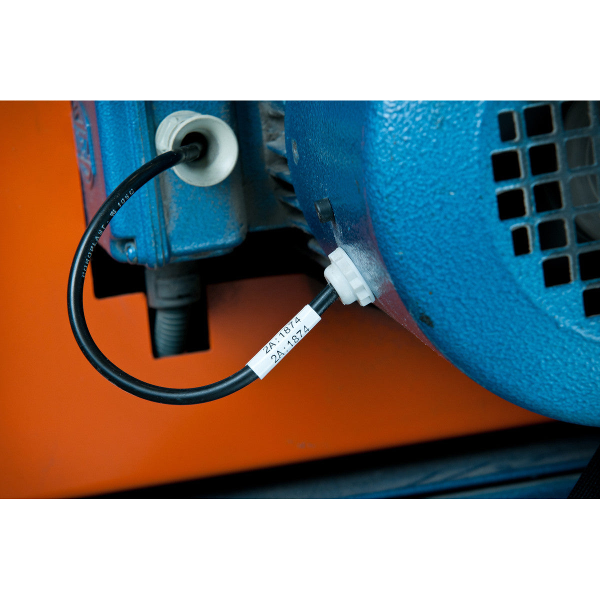 Brady M7C-1000-499 Aggressive Adhesive Multi-Purpose Nylon Labels for M710 and BMP71 173292