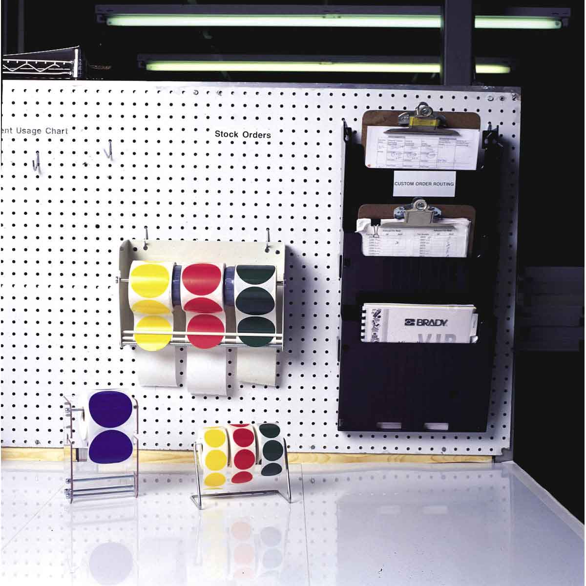 Brady Labels paper 75mm-RD Paper Labels on a Roll - Red 030666