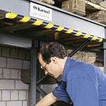 Brady Warning Protective Profiles, 3/4 Circle Safety Bumpers - Photoluminescent/Black 225012
